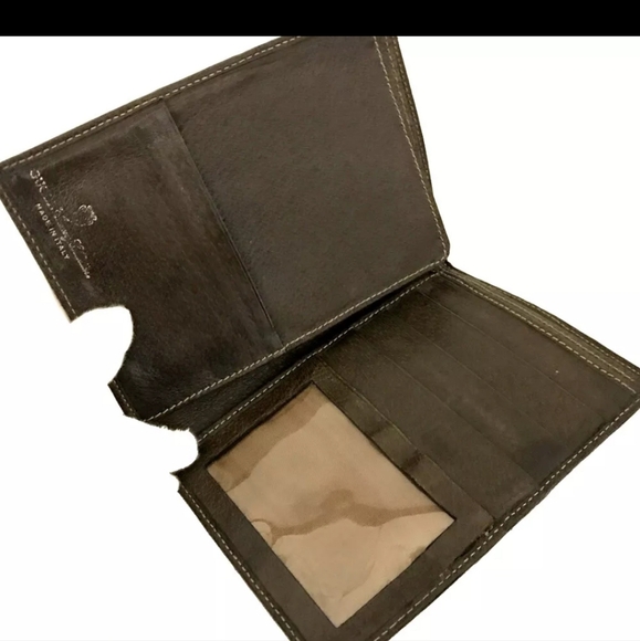 ⭐️ GUCCI wallet ⭐️ - Picture 3 of 9